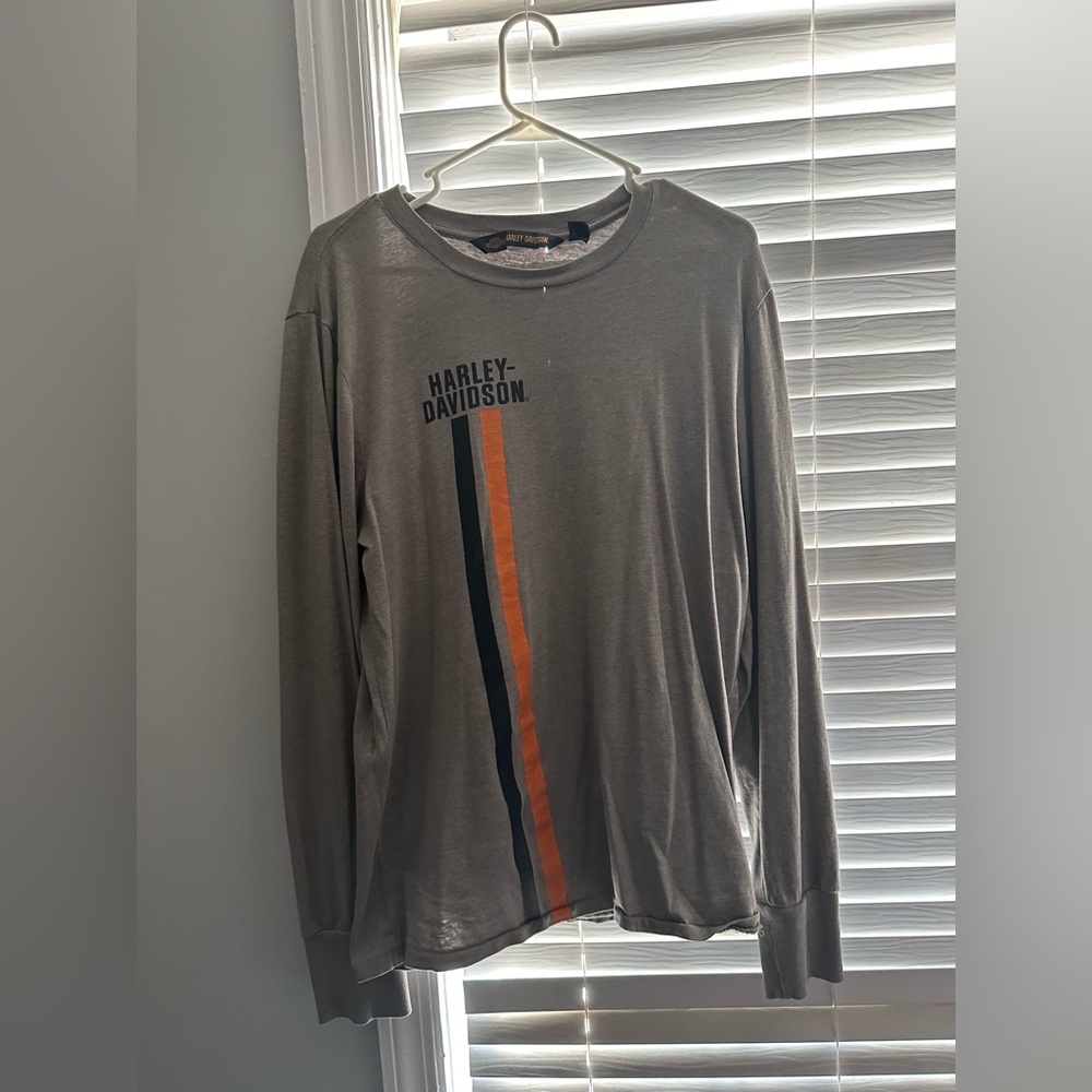 Harley Davidson Men’s Medium, slim, long sleeve